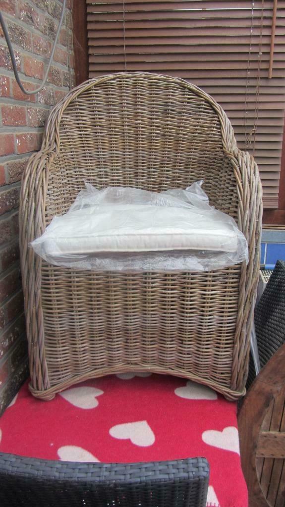 Fauteuil Kubu avec coussin neuf, Ophalen, Nieuw
