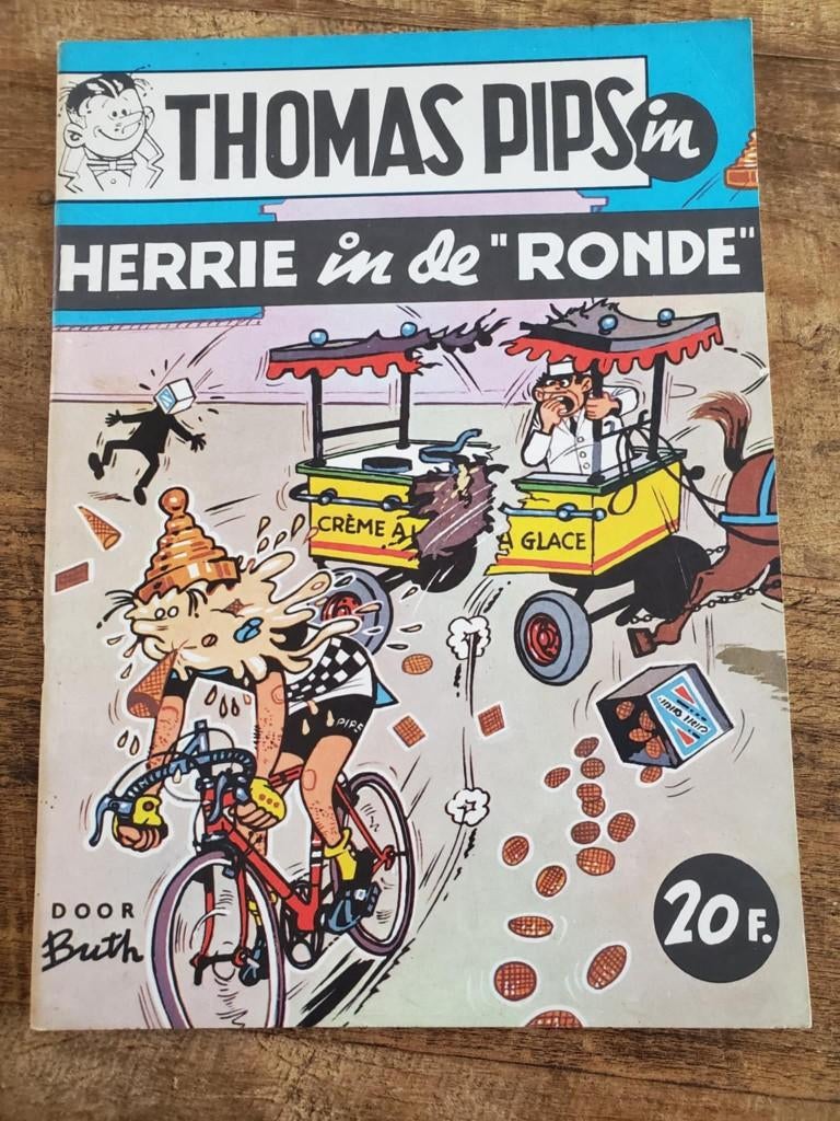Thomas Pips in Herrie in de "ronde 1ste druk 1967 zgst, Boeken, Stripverhalen, Zo goed als nieuw, Eén stripboek, Ophalen of Verzenden