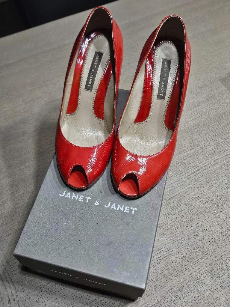 Janet & Janet pumps, Kleding | Dames, Schoenen, Pumps, Ophalen of Verzenden, Zo goed als nieuw, Janet&janet