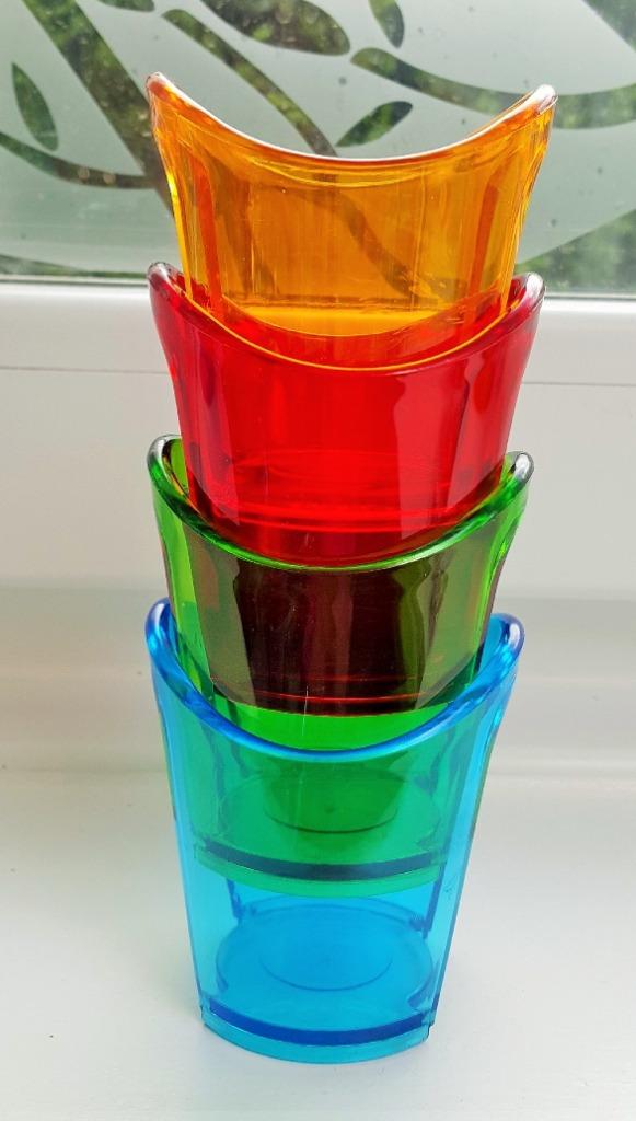 4 porte gobelet coloré, jardin camping Omada design Italy, Ophalen of Verzenden, Nieuw, Overige typen