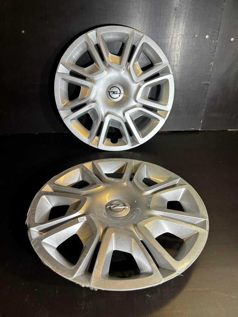 2 originele Opel crossland X 16" wieldoppen, Auto diversen, Wieldoppen, Gebruikt, Ophalen of Verzenden