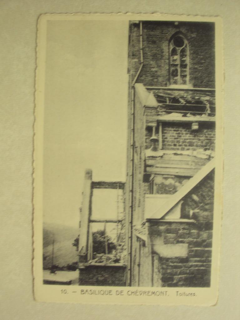 49817 - BASILIQUE DE CHEVREMONT -  TOITURES, Envoi
