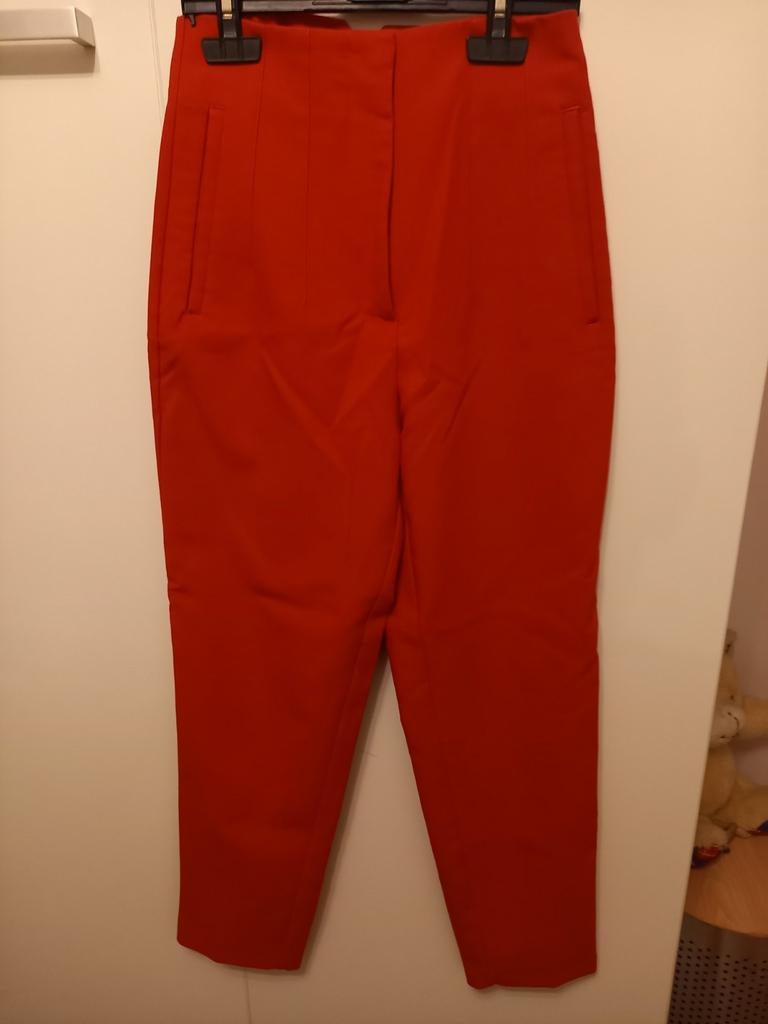 ZARA damesbroek rood maat XS, Kleding | Dames, Ophalen of Verzenden, Zo goed als nieuw, Rood