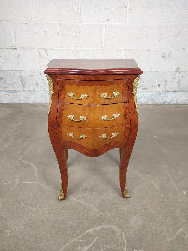 Gebombeerd Louis XV kastje, Huis en Inrichting, Ophalen, ., ., Hout