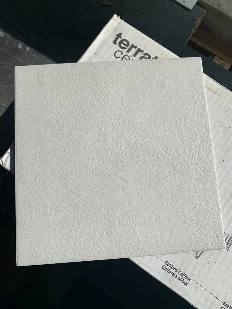 3 paquets de 30 carrelages gris clair terratinta ceramiche, Bricolage & Construction, Neuf, Autres types
