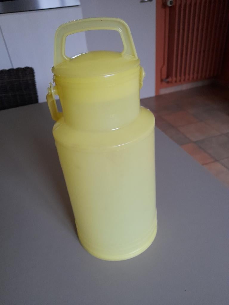 Pot à lait avec couvercle, Maison & Meubles, Seaux, Enlèvement, Utilisé, Avec couvercle