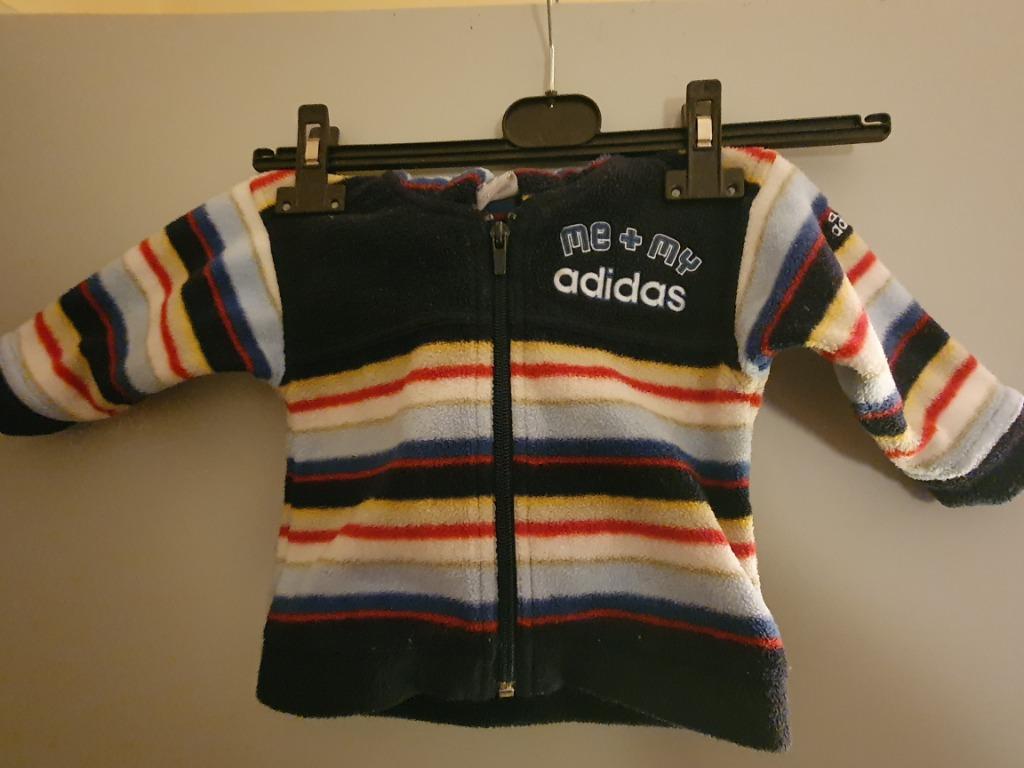 Sweat à capuche adidas pour enfant de 6 mois, Enlèvement ou Envoi, Pull ou Veste, Comme neuf, Adidas