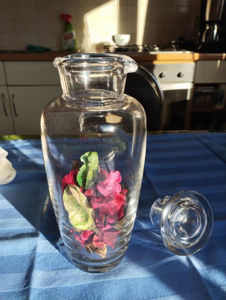 Carafe Val SaintLambert, Enlèvement