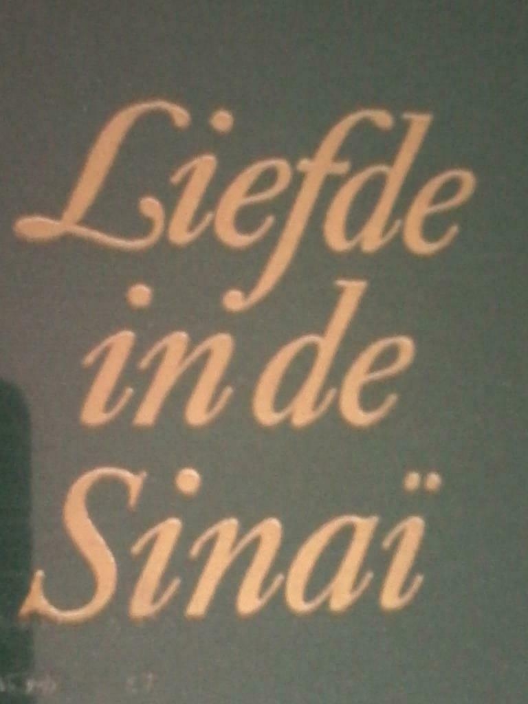 Konsalik - Liefde in de Sinai, Boeken, Ophalen of Verzenden, Gelezen, Konsalik