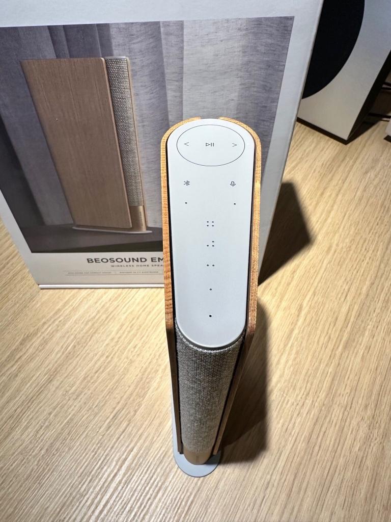 Bang & Olufsen Beosound Emerge Gold Tone NIEUW IN DOOS - B&O, Audio, Tv en Foto, Overige merken, Info@bang-olufsen.dk, Nieuw, Ophalen of Verzenden