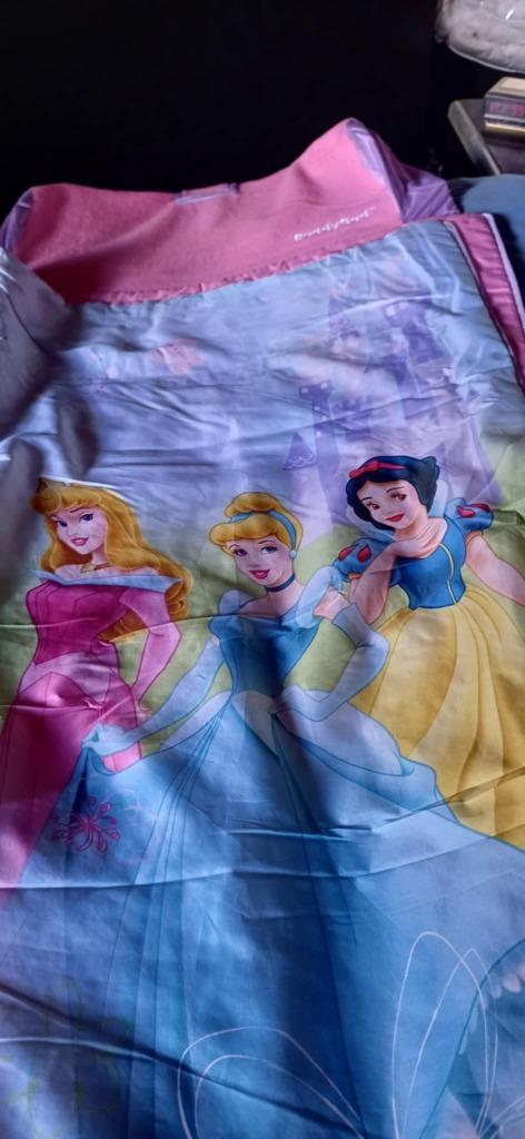 Matelas gonflable avec sac de couchage enfant, Enlèvement, Comme neuf, 1 personne