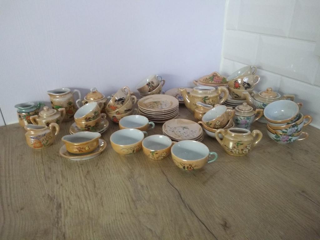 Vintage kinderservies verschillende decors 55 stuks, Ophalen of Verzenden, Gebruikt, Gebruiksvoorwerp