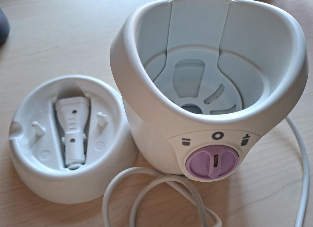 Flessenwarmer Chicco: voor thuis en onderweg, Ophalen, Zo goed als nieuw, Flessen- of potjesverwarmer
