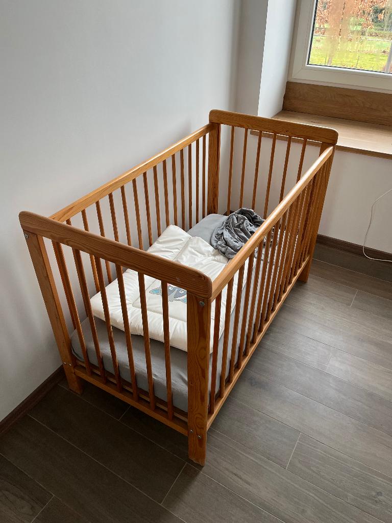 Babybedje + matras + lakens, Ophalen, Gebruikt, Hoogslaper of Stapelbed