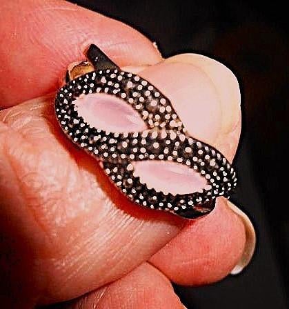 AVON : l' ensemble ( bague et boucles), Bijoux, Sacs & Beauté, Bagues, Neuf, Enlèvement ou Envoi, Rose, Femme