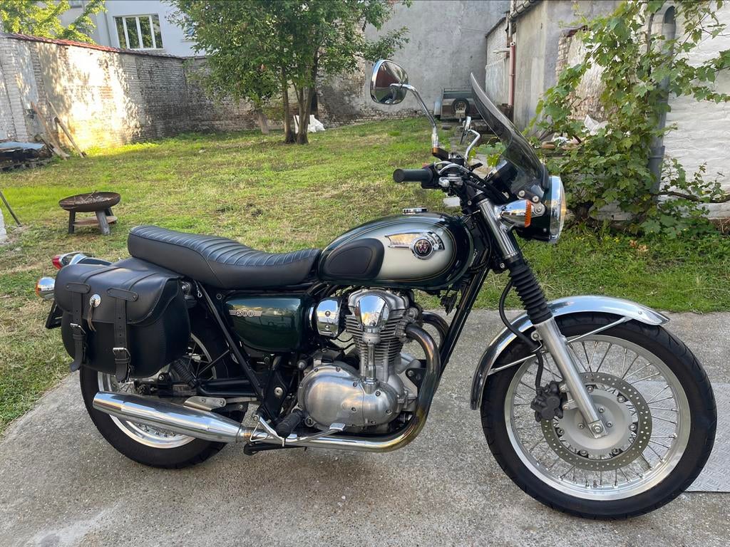 Kawazaki w800, Motos, Tourisme, Plus de 35 kW, 800 cm³, 2 cylindres