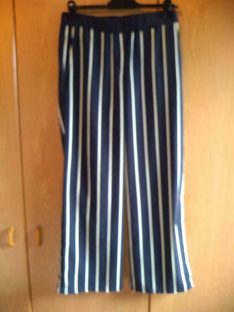 Blauw gestreepte zomerbroek, Maat 38/40 (M), Blauw, MET, Ophalen of Verzenden
