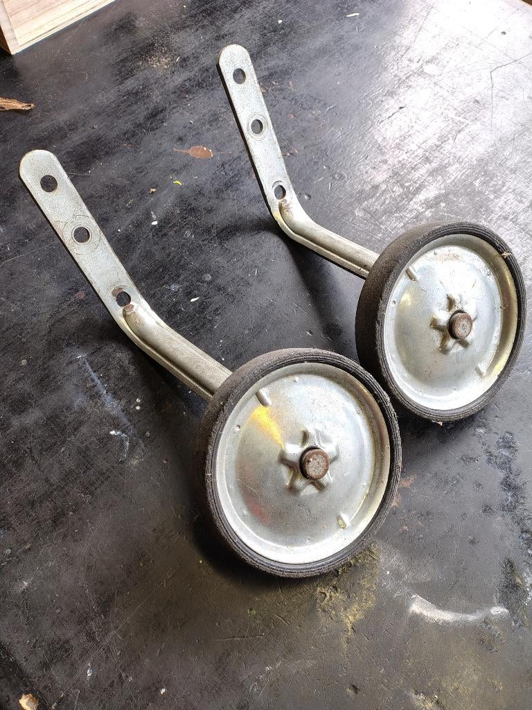 zijwieltjes kinderfiets, Fietsen en Brommers, Ophalen of Verzenden, Gebruikt, Minder dan 16 inch, Zijwieltjes
