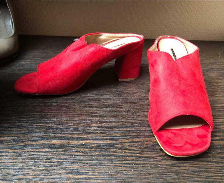 Rode muiltjes met hak, Kleding | Dames, Ophalen of Verzenden