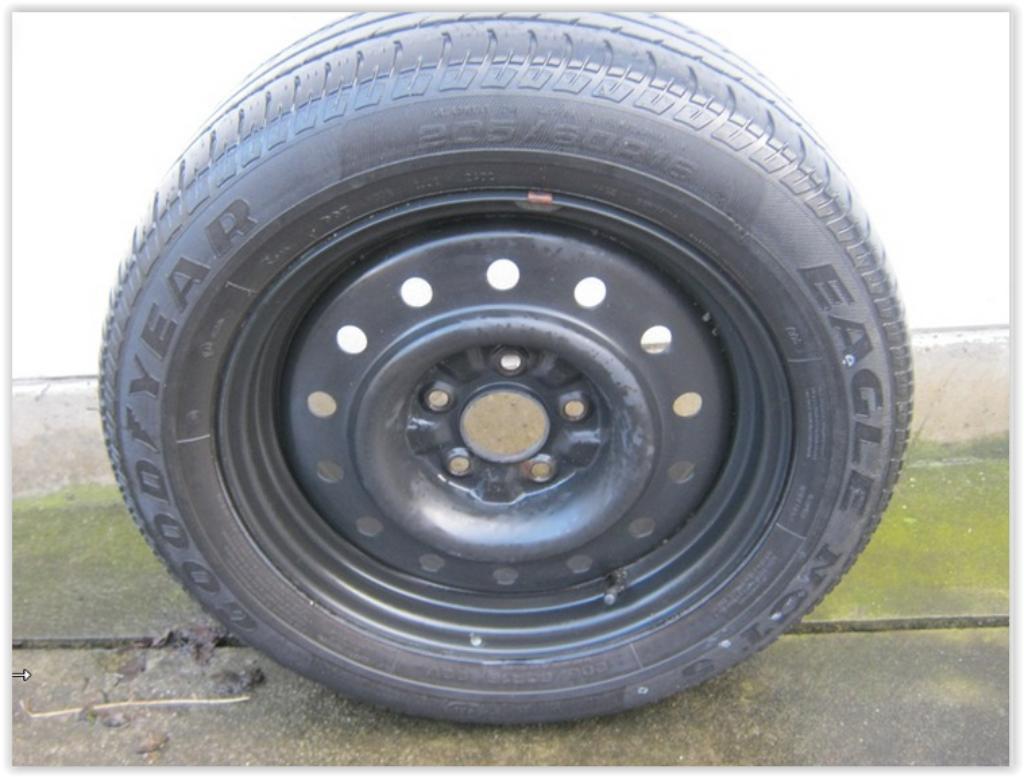 velgen met banden 16r voor nissan primera p12 2004, Ophalen of Verzenden, Gebruikt