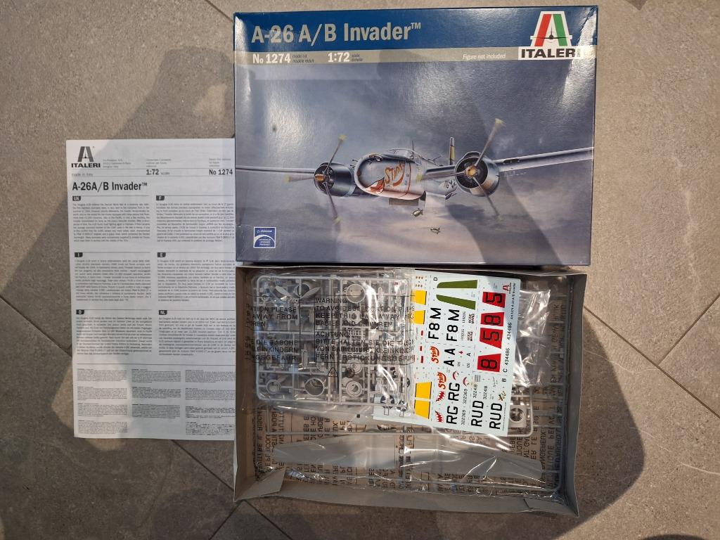 Italeri A-26 A/B Invader, Hobby & Loisirs créatifs, Modélisme | Avions & Hélicoptères, Enlèvement, Italeri