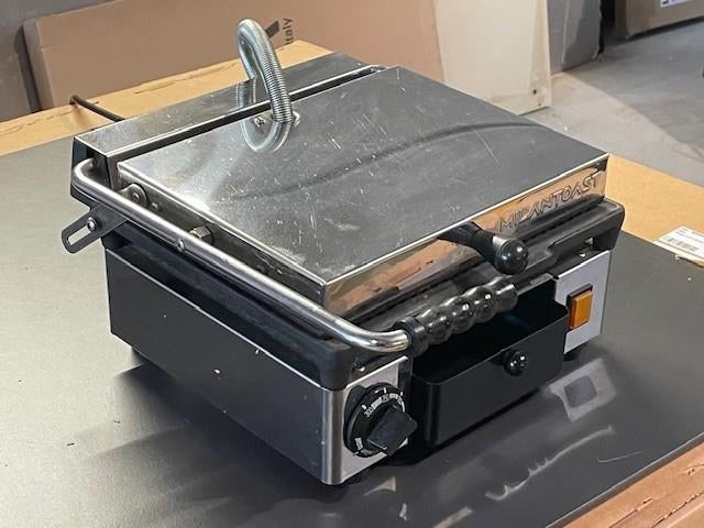 TOASTER MILANTOAST PROFESSIONAL, Elektronische apparatuur, Broodroosters, Gebruikt, https://www.milantoast.com/, MILANTOAST, Ophalen of Verzenden