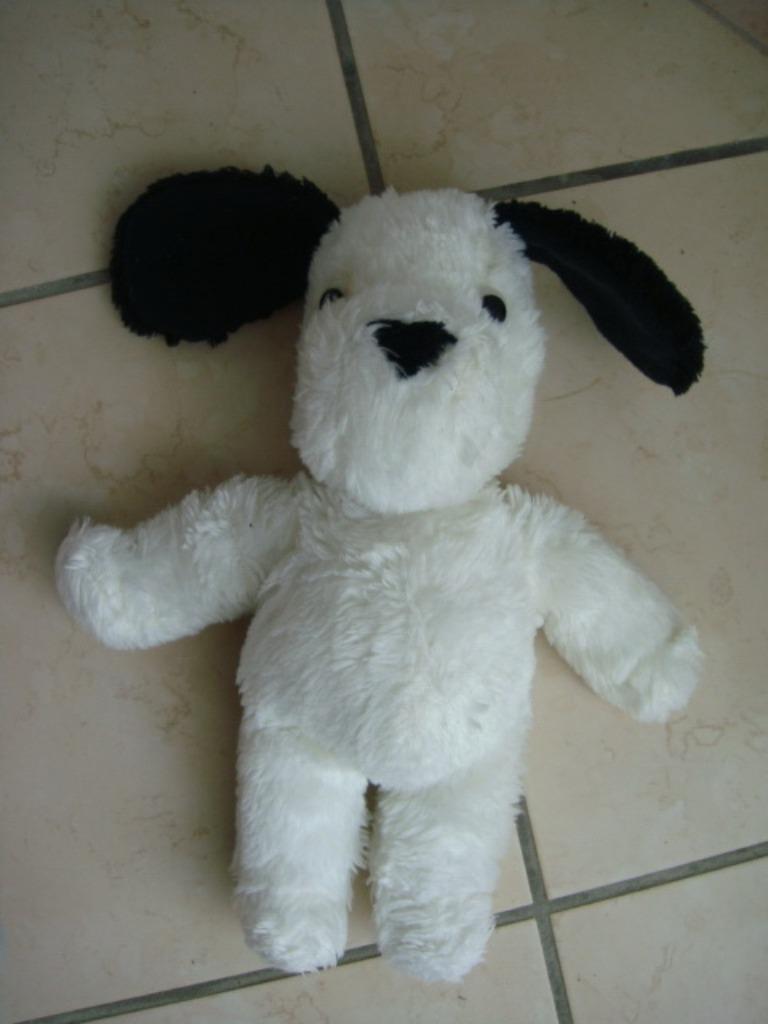 Peluche Chien. Blanc et Noir. "Ancien", Enlèvement ou Envoi, Utilisé, Chien