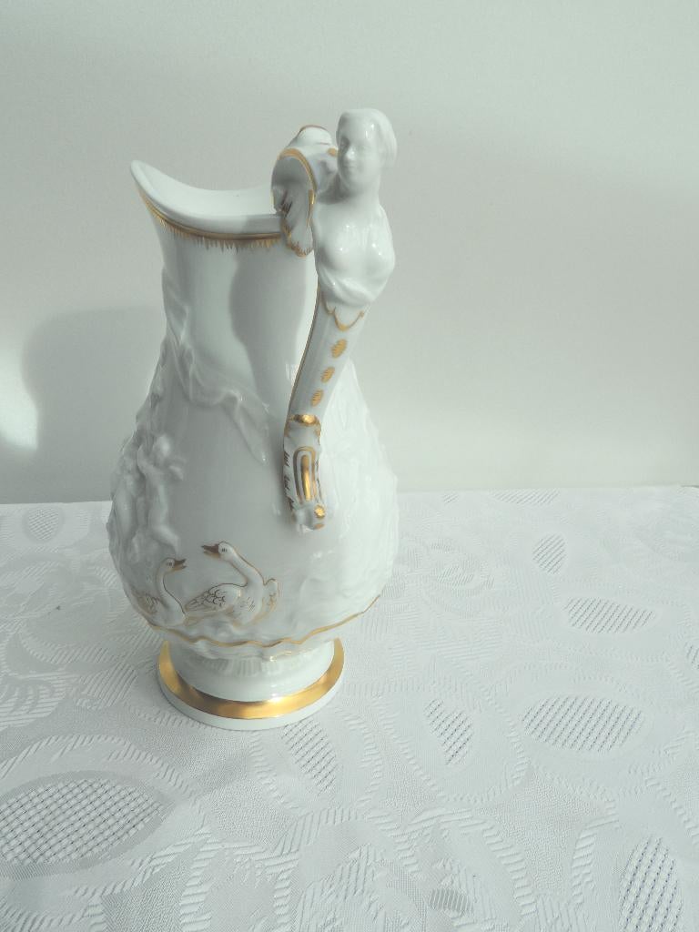 Superbe pichet manufacture de Meissen, Antiquités & Art, Enlèvement ou Envoi