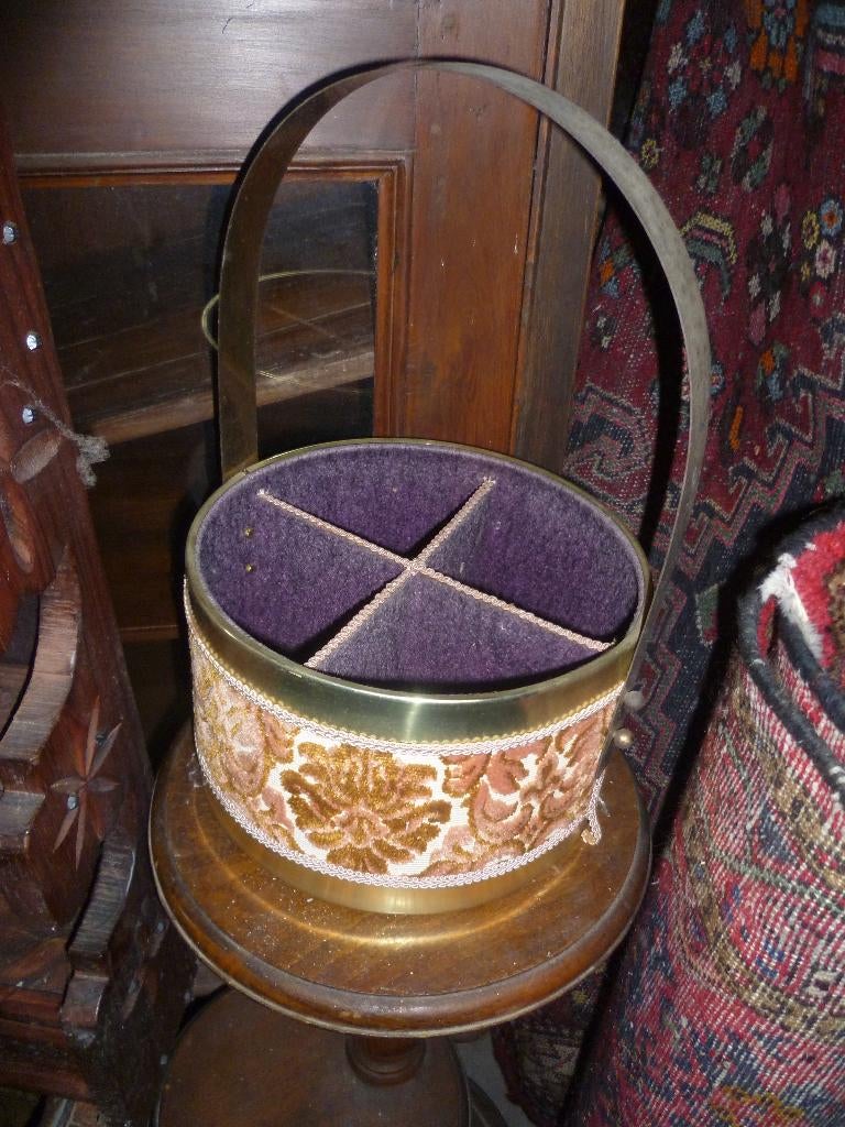 VINTAGE MANDJE VOOR FLESSEN, Ophalen