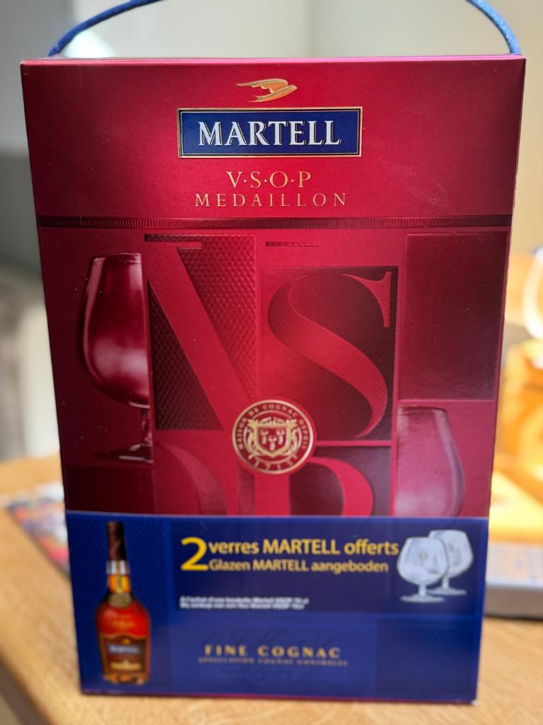 Cognac : Martell VSOP medaillon, Verzamelen, Overige gebieden, Overige typen, Nieuw, Ophalen of Verzenden
