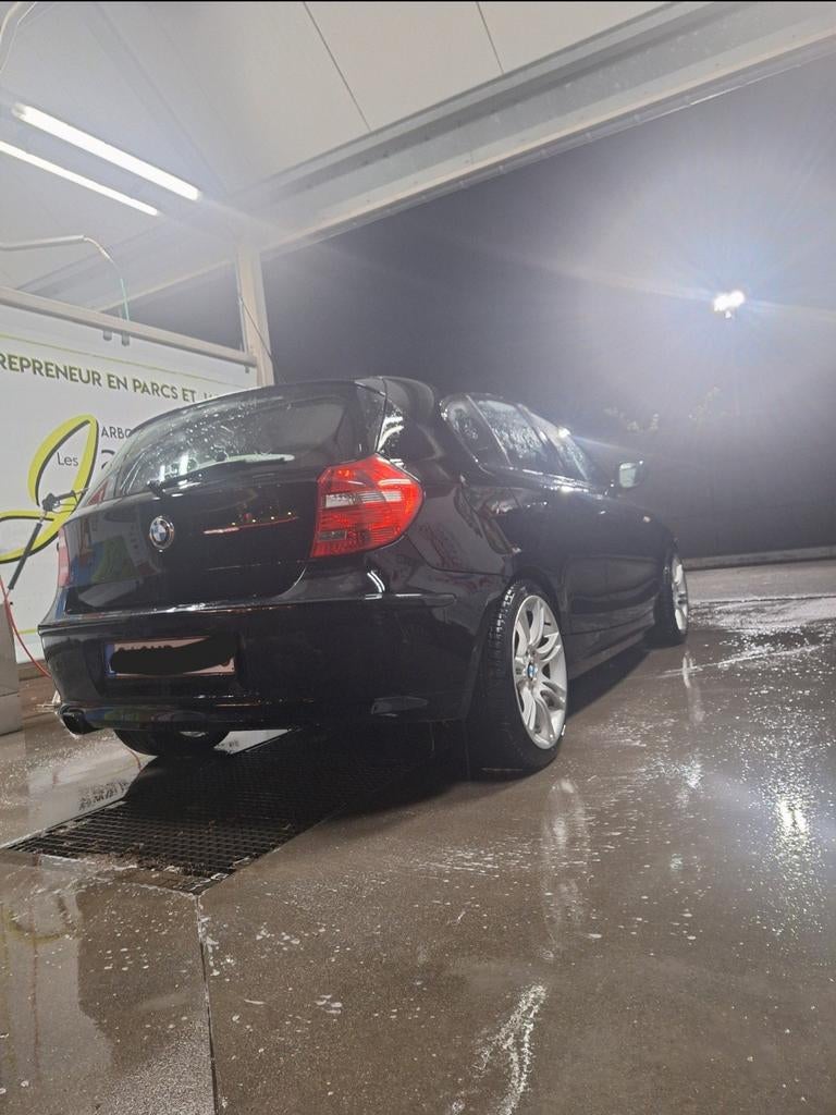 Bmw 116i 2011 137 000 Km, Autos, Euro 5, 135 g/km, Boîte manuelle, Noir