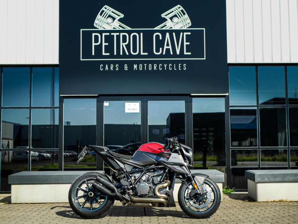 BRABUS 1300R 1/77 NIEUW 0KM, Motoren, Bedrijf, Naked bike