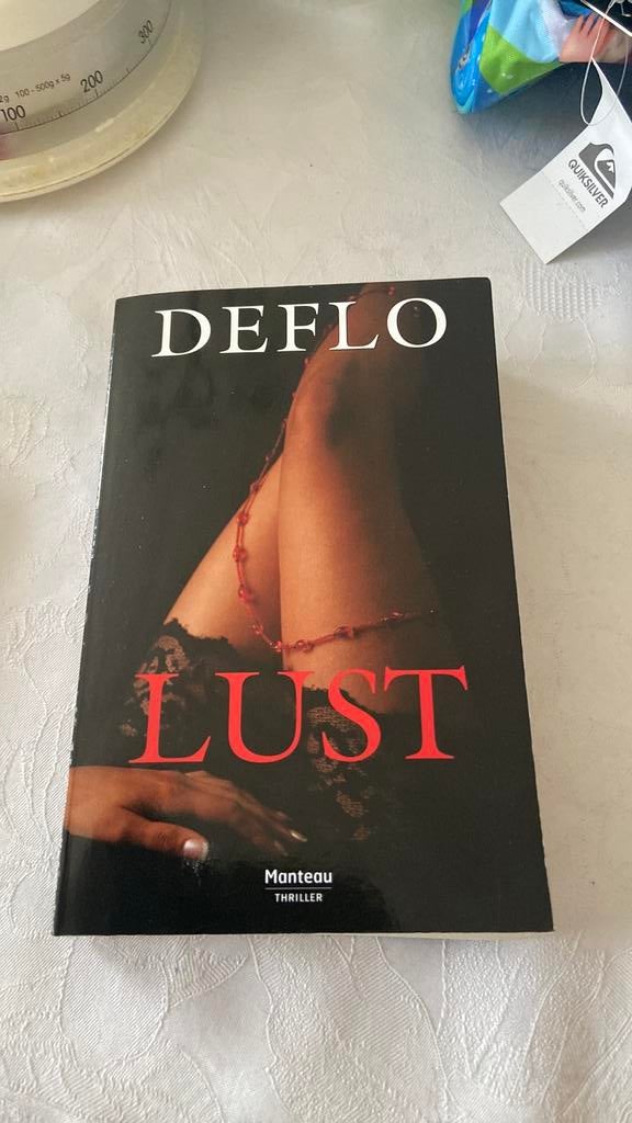 Lust ~ Deflo, België, Ophalen of Verzenden, Zo goed als nieuw, Luc Deflo
