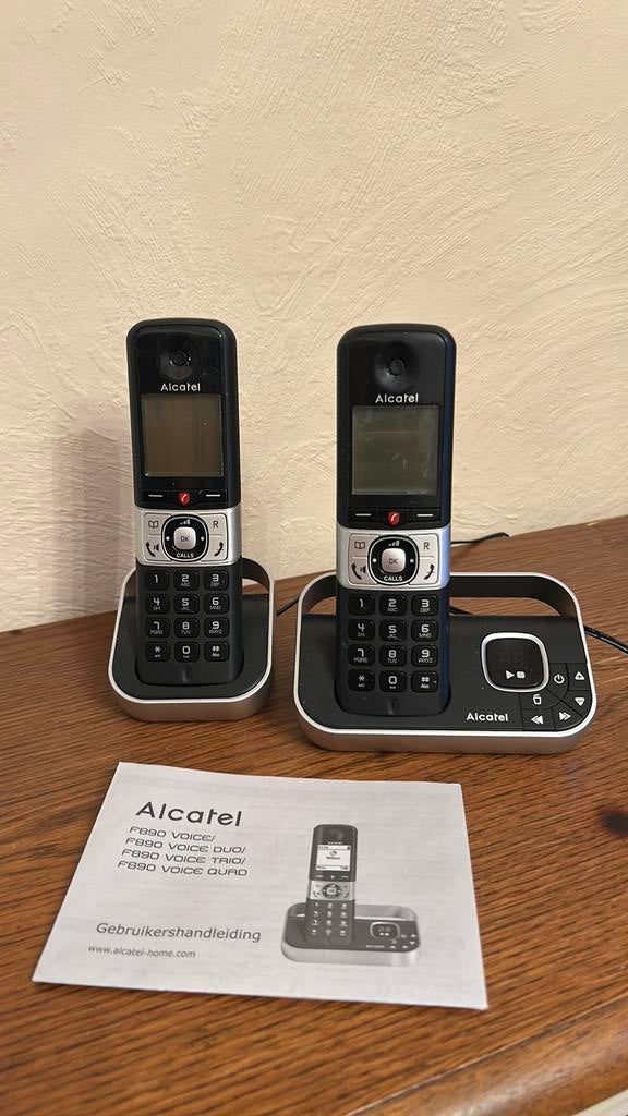 Telefoontoestellen, Ophalen, Zo goed als nieuw, 2 handsets