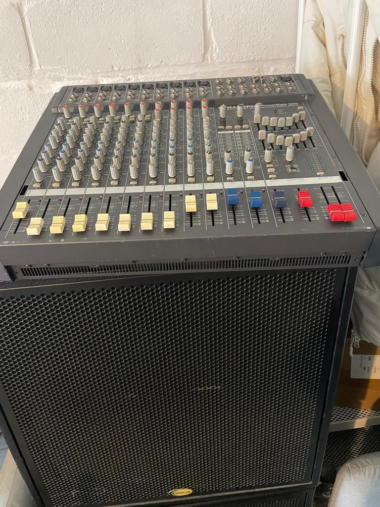 Pack sono professionel, Enlèvement, Comme neuf, 500 à 1000 watts, Sono