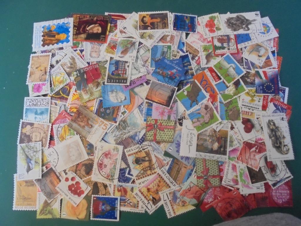 300 timbres-poste oblitérés différents de Belgique, Autre, Affranchi, Envoi, Autre