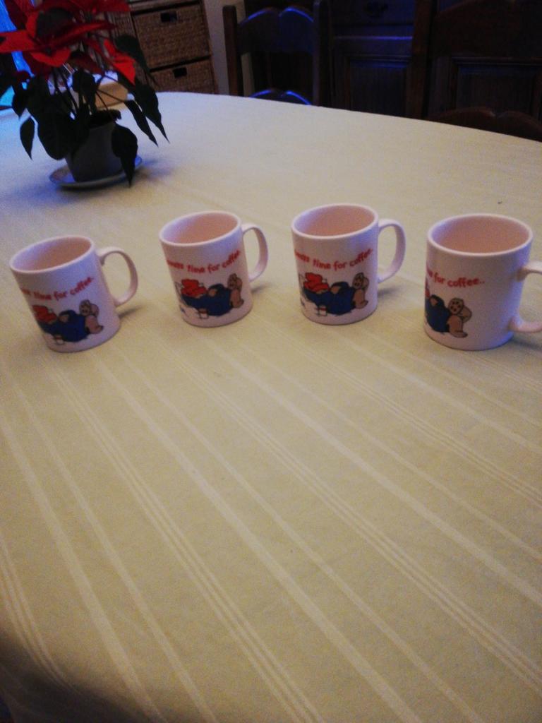 4 mugs Paddington. Neufs., Enlèvement ou Envoi