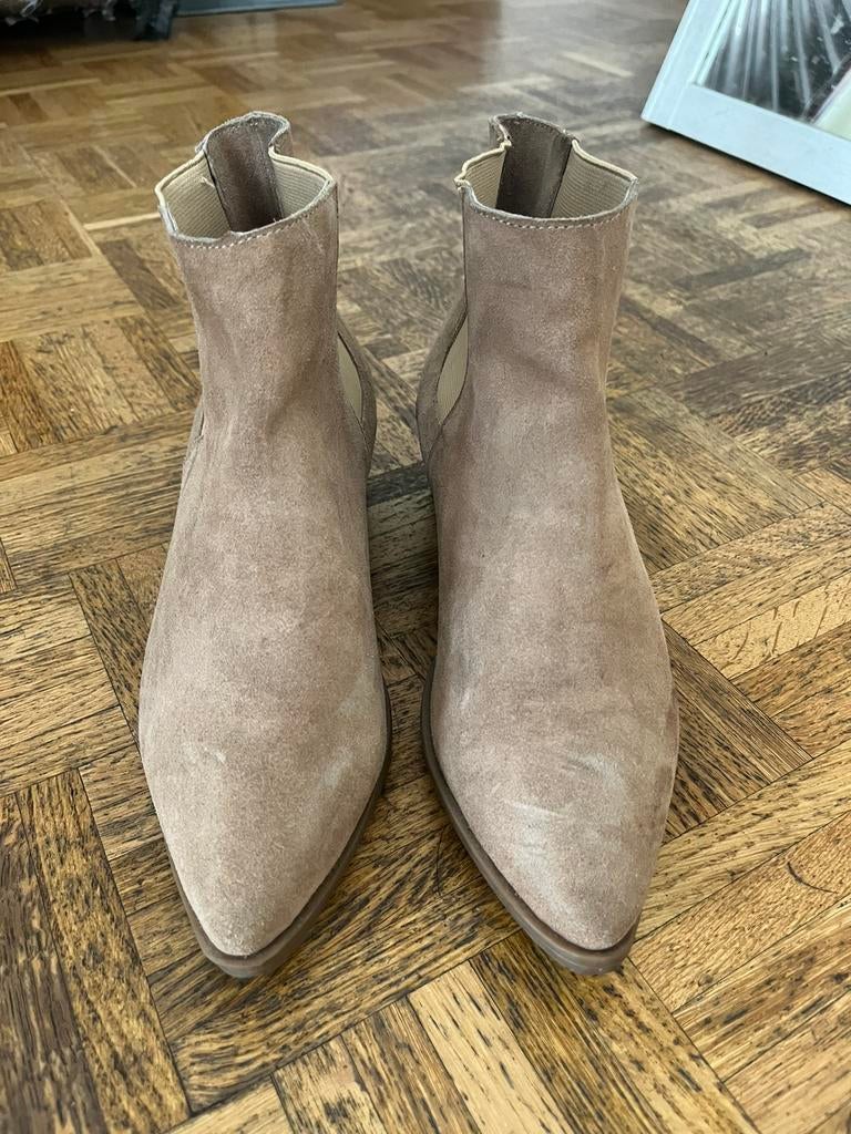Chelsea boots Levis, Comme neuf, Beige