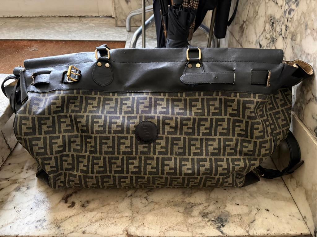 Sac Voyage Fendi, Enlèvement, Comme neuf