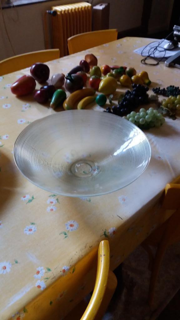 grand plat en verre, Enlèvement