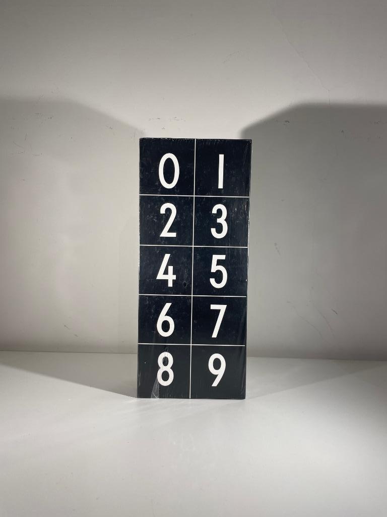 Cubes en bois boite complète sous scellés - Design Letters p, Ophalen