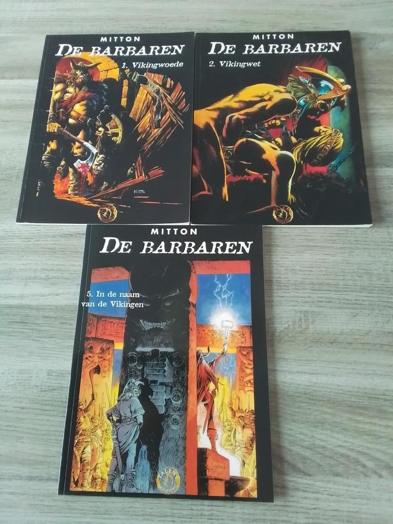 De barbaren nrs 1 en 5 sc, Ophalen of Verzenden, Gelezen