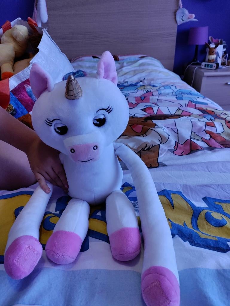 Fingerlings hugs Gigi unicorn zgan, Enlèvement ou Envoi, Comme neuf