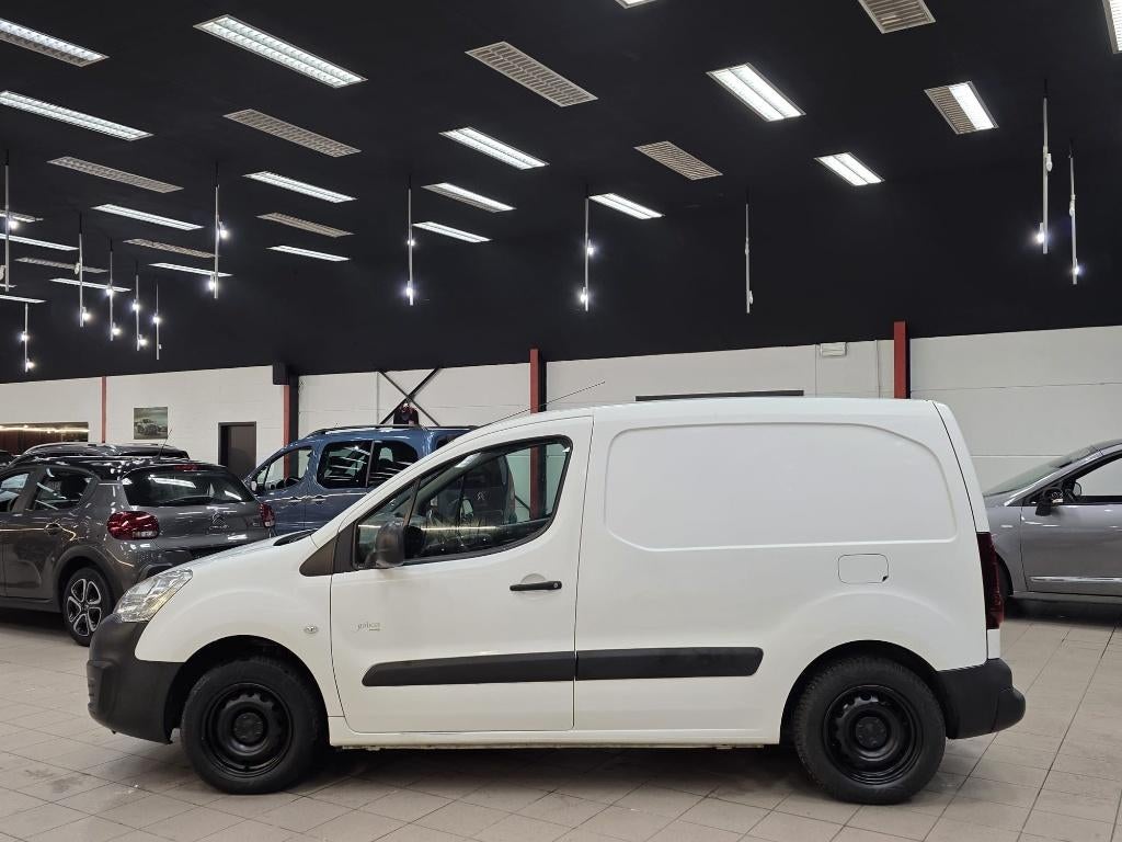Peugeot Partner1.6 BlueHDi Pro 121*AIRCO*3 SIÈGES*REMORQUAGE, Autos, Peugeot, Achat, Euro 6, Entreprise, 5 portes