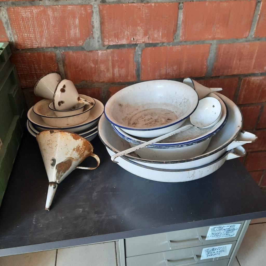 Emaille potten , trechters , kuipje ..., Verzamelen, Ophalen of Verzenden