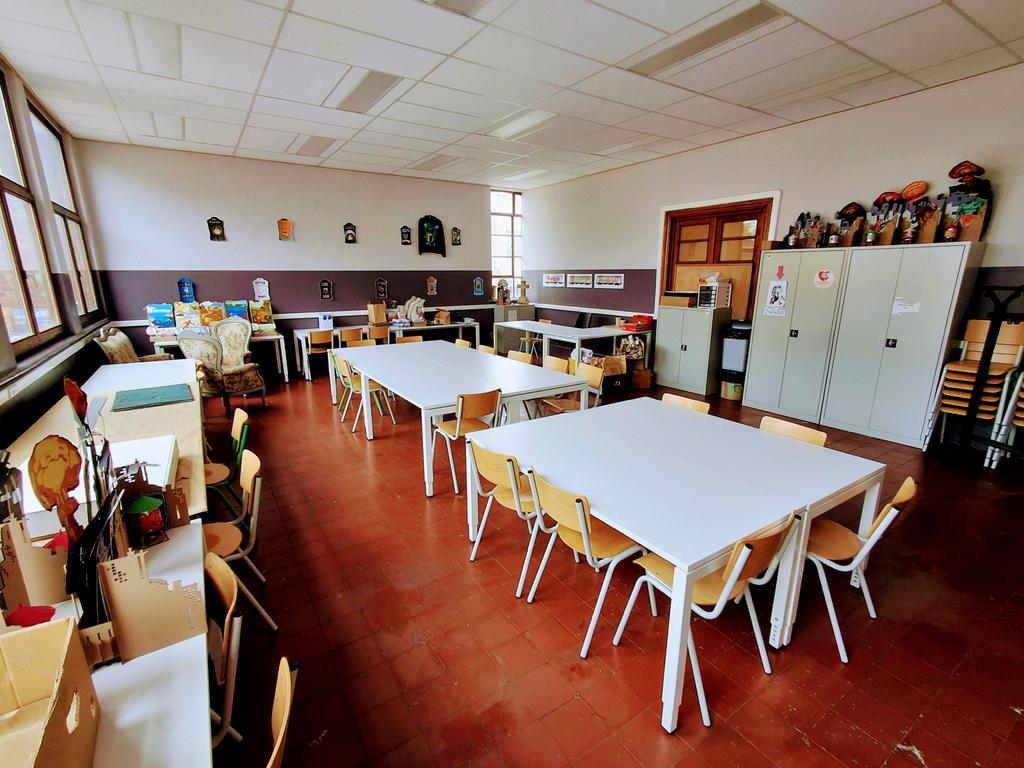 150 Tables en stock - table de reunion coworking bureau, Enlèvement