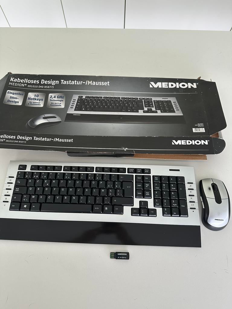 Draadloos toetsenbord Medion, Gebruikt, Ophalen of Verzenden, Draadloos, Medion