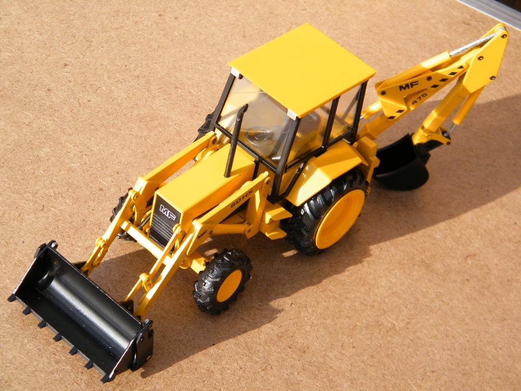 Massey Ferguson 60 HX - 1/35 Conrad, openbare werken TP MIB, Ophalen of Verzenden, Nieuw, Massey Ferguson