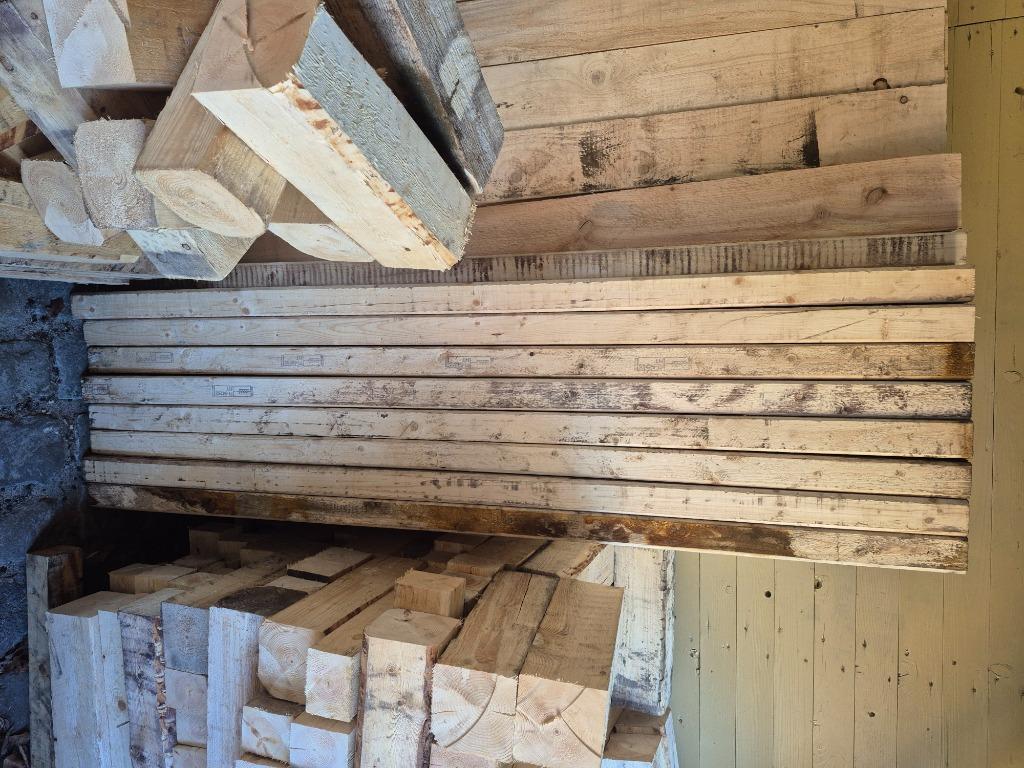 Poutre en bois, pin sergé, Enlèvement ou Envoi, Comme neuf, 180 à 250 cm, Poutres