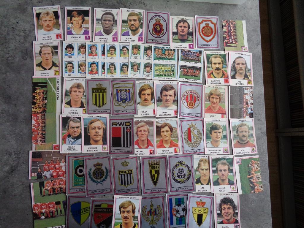 Autocollants de football PANINI, 80 53X nombreux emblèmes, Envoi